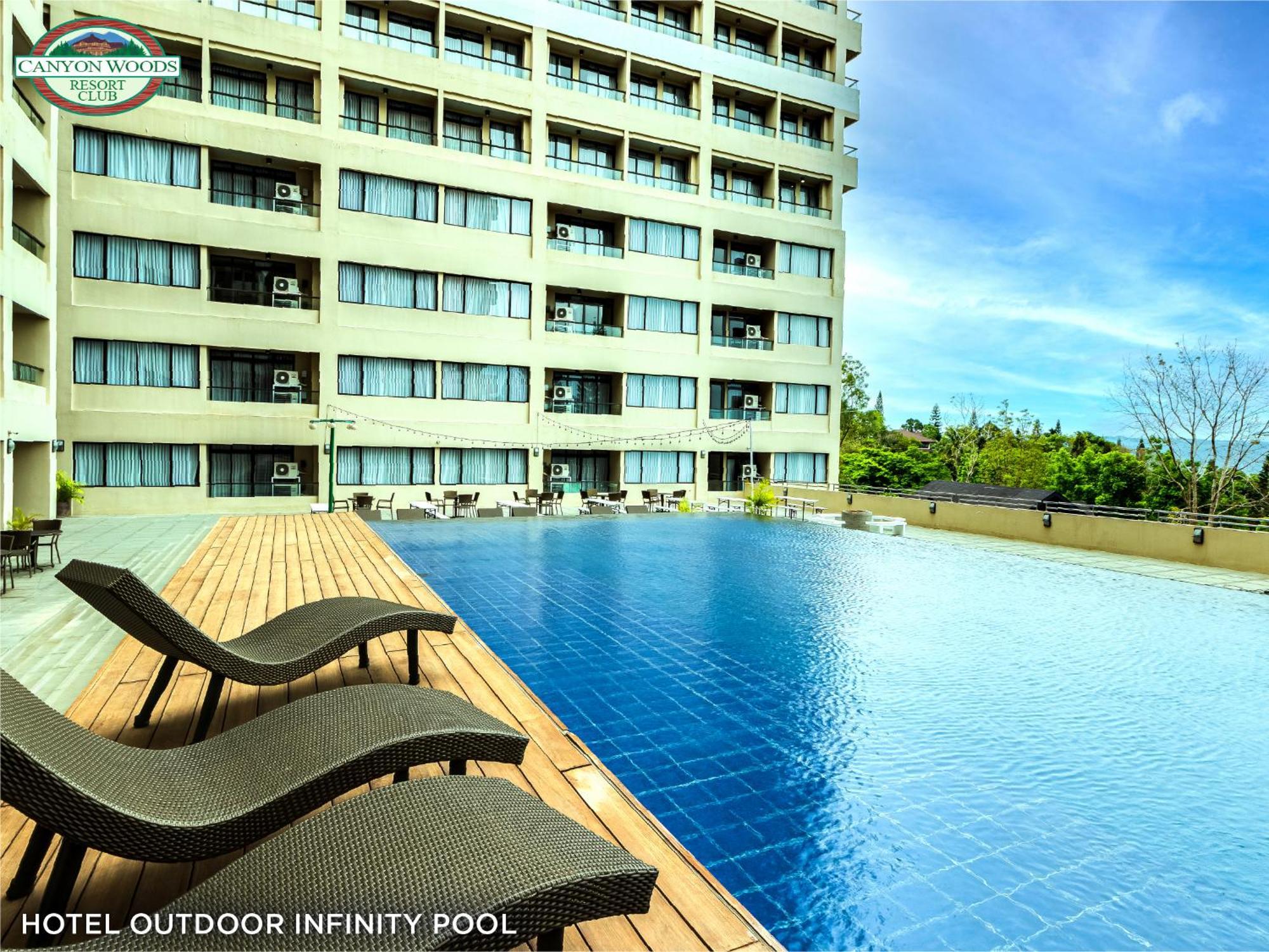 Canyon Woods Resort Club Tagaytay Tagaytay City Exterior photo